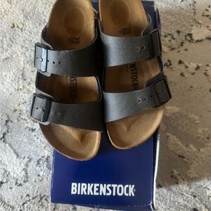 Birkenstock Black Adjustable Sandals Arizona size 35 brand new